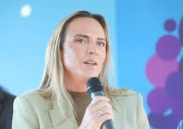 eleicoes-2026:-celina-leao-declara-apoio-a-flavio-bolsonaro-para-presidente-e-confirma-michelle-e-bia-kicis-ao-senado eleicoes-2026:-celina-leao-declara-apoio-a-flavio-bolsonaro-para-presidente-e-confirma-michelle-e-bia-kicis-ao-senado