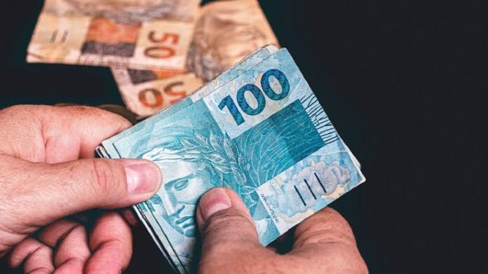 urgente:-veja-quanto-sera-o-valor-do-novo-salario-minimo-em-2027