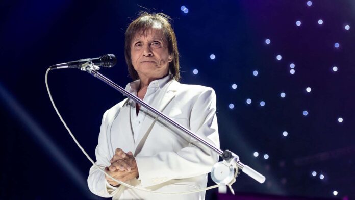roberto-carlos-anuncia-saida-de-filho-de-erasmo-carlos-da-organizacao-de-seus-shows