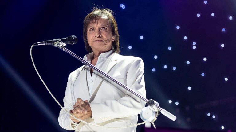 roberto-carlos-anuncia-saida-de-filho-de-erasmo-carlos-da-organizacao-de-seus-shows