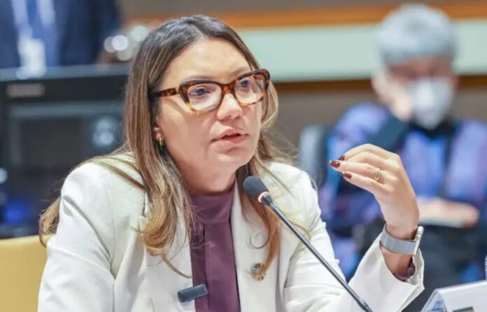 janja-pede-que-governo-tire-rede-social-do-ar-no-brasil;-veja-video