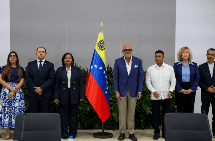 eua-articulam-acordo-entre-governo-e-oposicao-da-venezuela