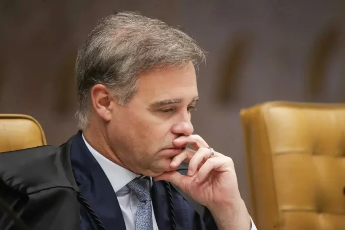 chefe-da-pf-sai-de-ferias-em-meio-a-crise-com-mendonca