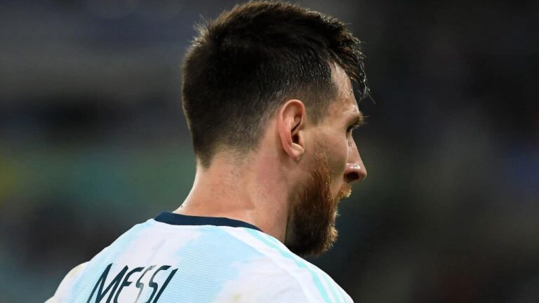 messi-publica-carta-ao-pai-e-faz-revelacao-inesperada-sobre-sua-carreira-no-futebol