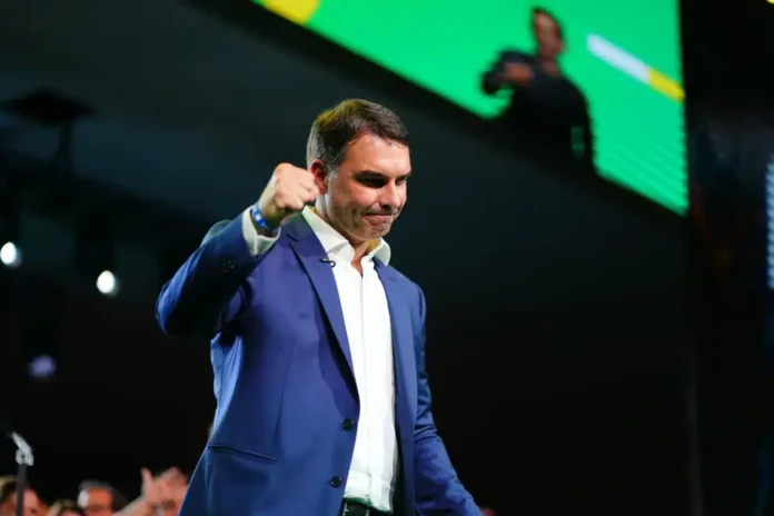 tse-restabelece-filiacao-de-flavio-bolsonaro-ao-pl-e-libera-registro-de-candidatura