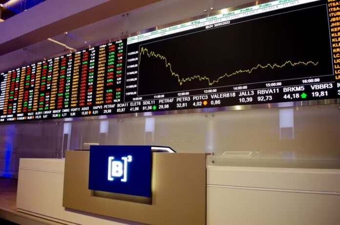 estrangeiros-retiram-quase-r$-12-bilhoes-da-bolsa-brasileira-em-agosto