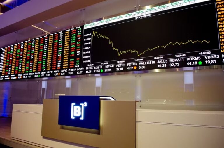 estrangeiros-retiram-quase-r$-12-bilhoes-da-bolsa-brasileira-em-agosto
