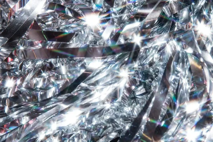 cientistas-derretem-diamante-sob-pressao-extrema-para-investigar-o-interior-de-planetas