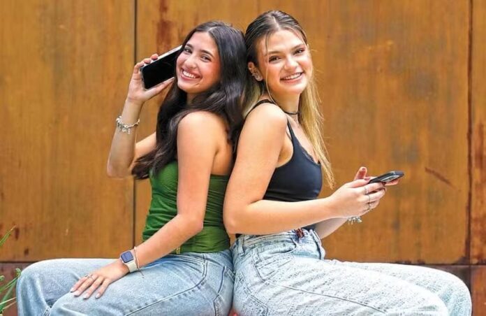 adeus,-“alo”:-brasileiros-abandonam-ligacoes-e-preferem-audios,-mensagens-e-emojis