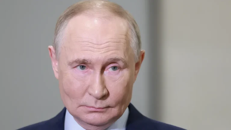 tensao:-russia-ameaca-atacar-bases-militares-britanicas