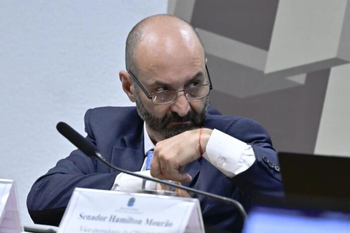 urgente:-ex-dono-da-reag-oferece-delacao-e-diz-saber-onde-estao-r$-20-bilhoes-ligados-a-vorcaro